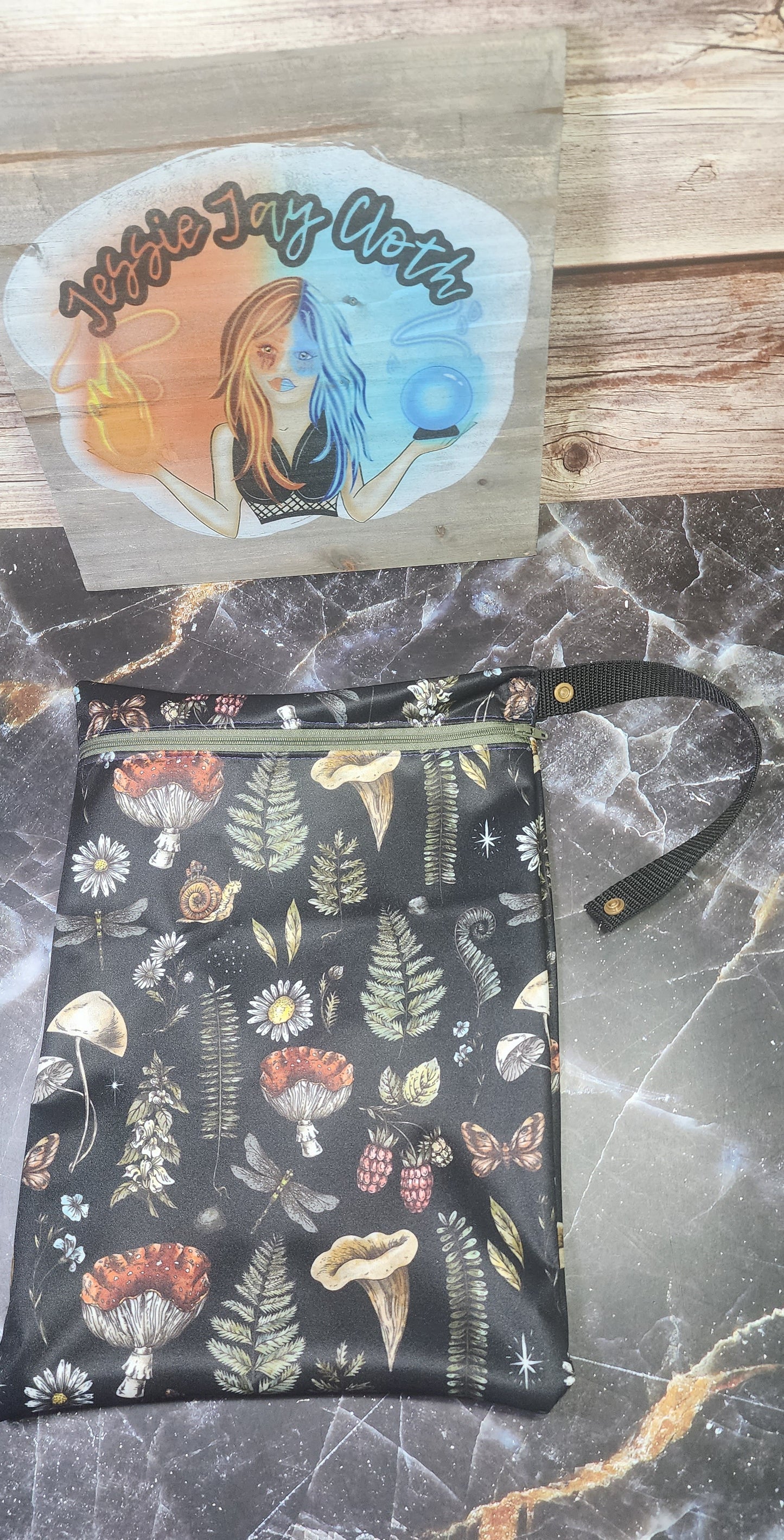 10" x 14" Floral & Fauna Wet bag with Handle