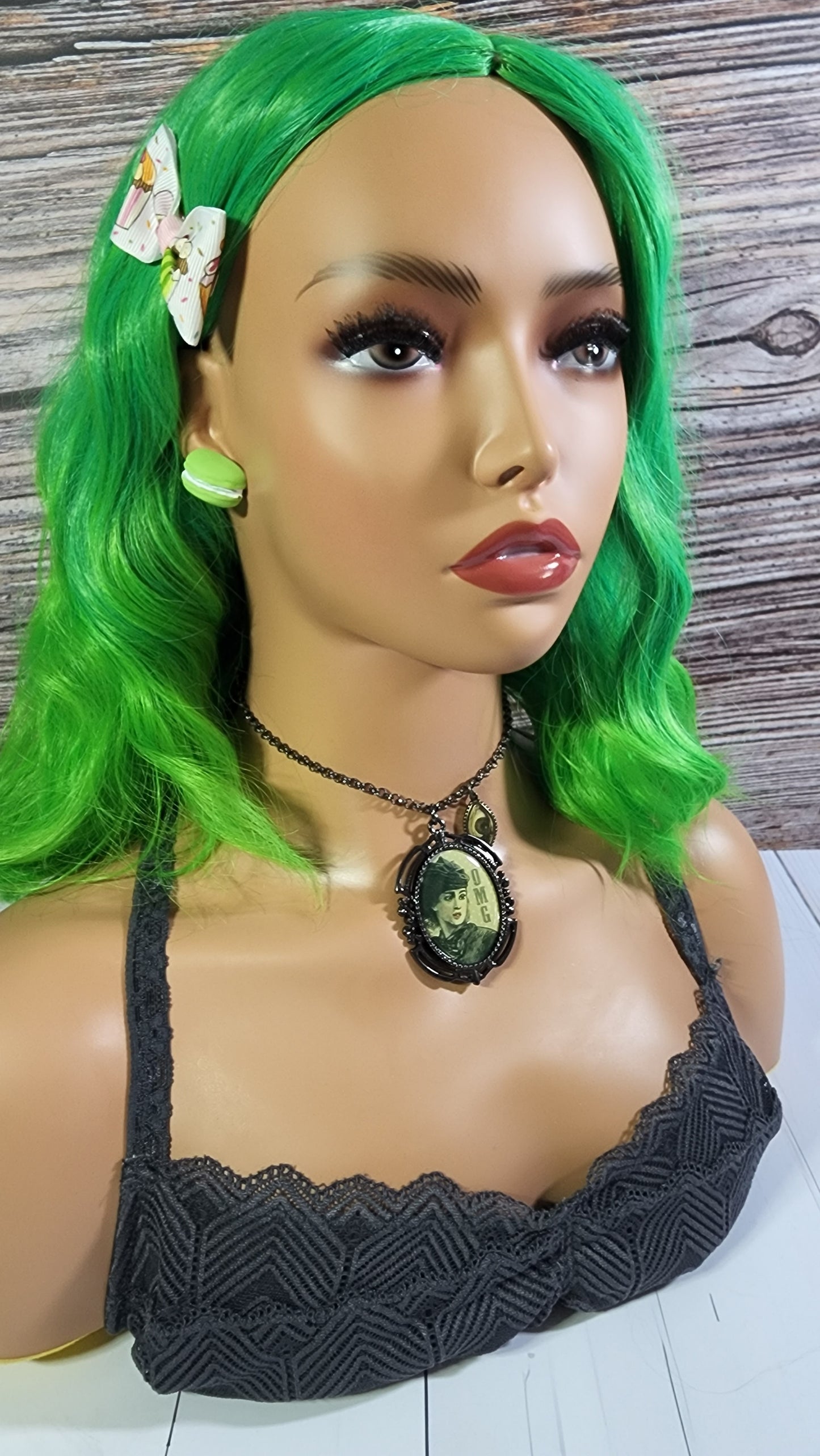 Green Macaroon Stud Earrings | Kawaii Food Pastels