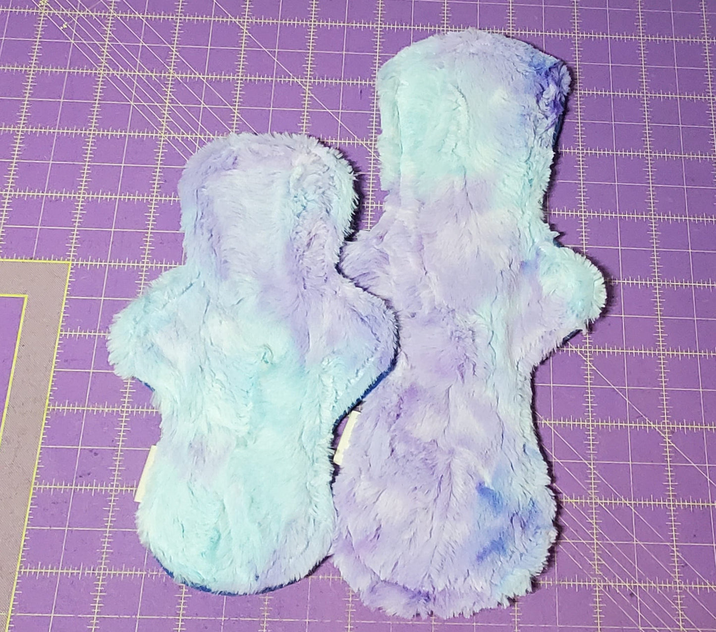 NEW Colors Added! | Custom Ultra Soft Minky | Classic Curvy Cloth Pad | 6/8/10/12/14/16 | 2.75" to 3" Snapped Width